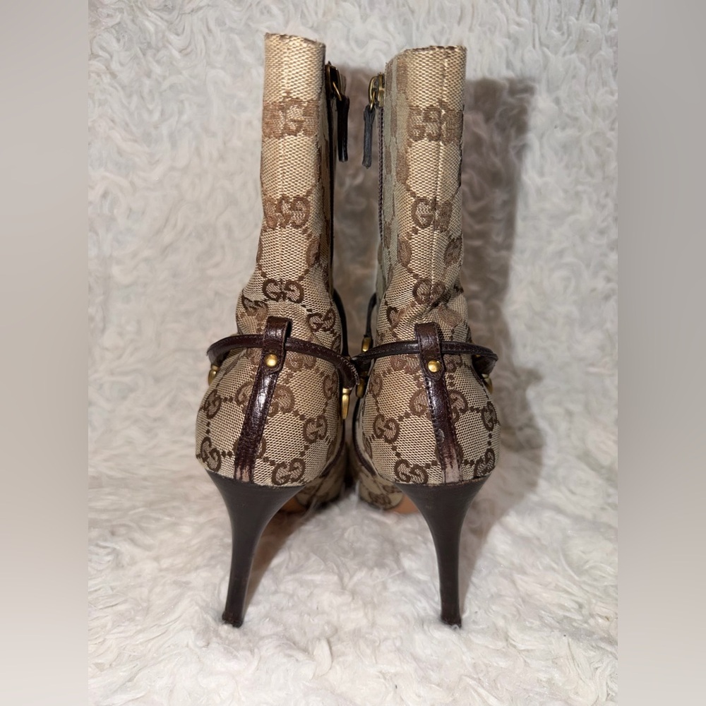 Vintage Gucci GG Monogram Horsebit Harness Ankle High Heeled Beige Canvas Boots - Picture 7 of 15